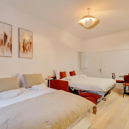 Апартаменты Confortable Pour 4 Au Coeur De Париж